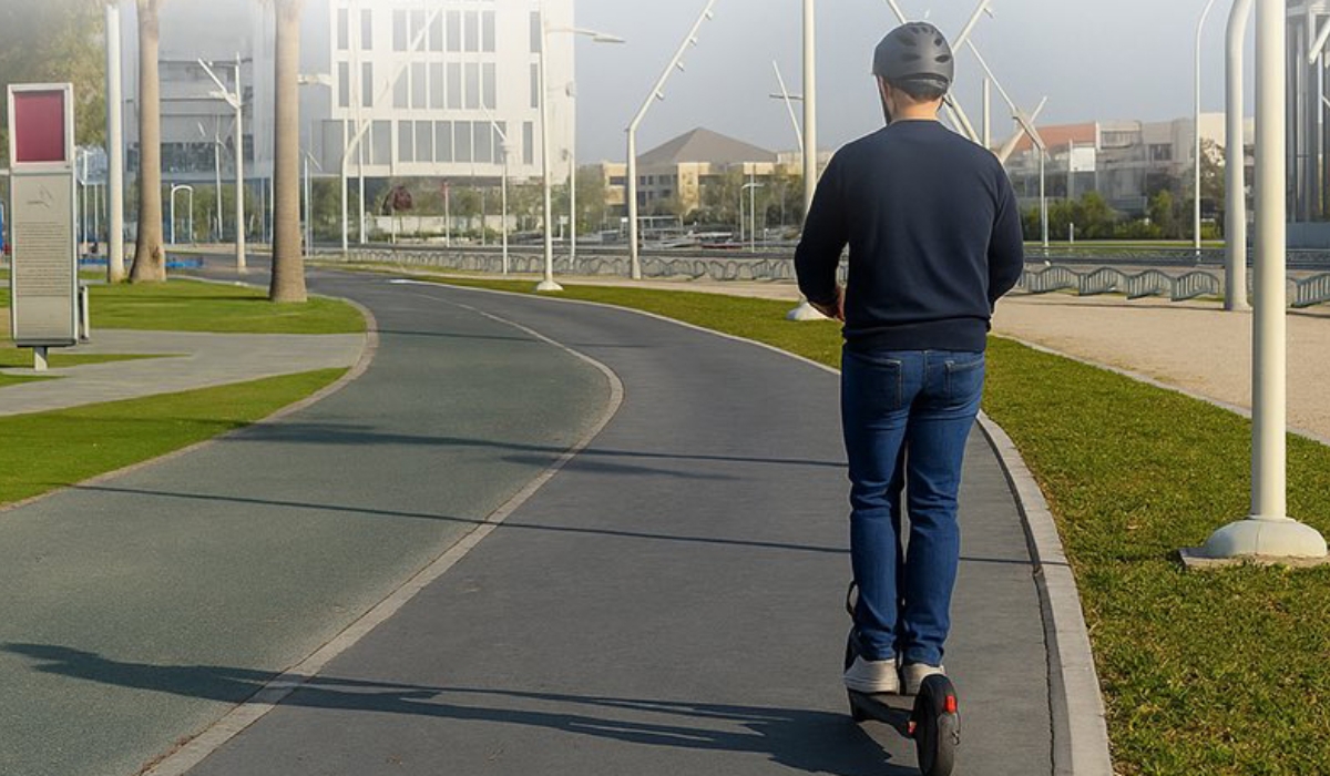 MoI Urges E Scooter Riders to Follow Traffic Safety Rules